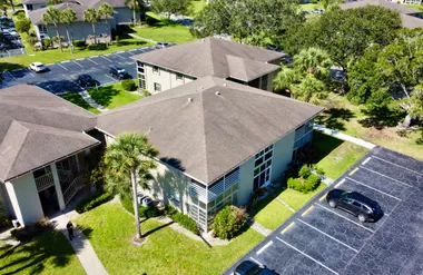 32 LAKE VISTA TRL 105, PORT ST LUCIE, FL..., Port St Lucie, FL 34952