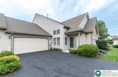 2869 DONEGAL DR, LOWER MACUNGIE TWP, PA,..., Lower Macungie Twp, PA 18062