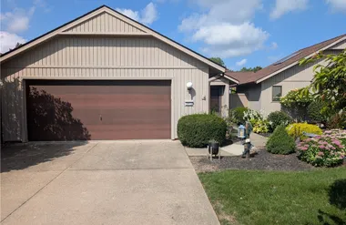10772 MEADOW TRL, STRONGSVILLE, OH, 4414..., Strongsville, OH 44149