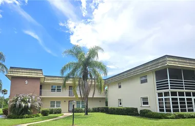 9 VISTA GARDENS TRL 205, VERO BEACH, FL,..., Vero Beach, FL 32962