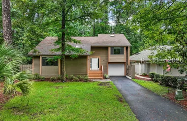 25 HONEY LOCUST CIR, HILTON HEAD ISLAND,..., Hilton Head Island, SC 29926