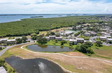 7 VISTA GARDENS TRL 205, VERO BEACH, FL,..., Vero Beach, FL 32962