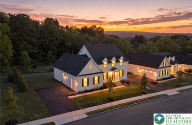 4421 STONEBRIDGE DR, UPPER SAUCON TWP, P..., Upper Saucon Twp, PA 18015