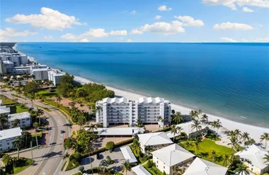 2121 GULF SHORE BLVD 203, NAPLES, FL, 34..., Naples, FL 34102
