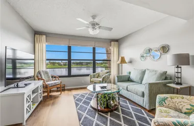 11 PLANTATION DR 204, VERO BEACH, FL, 32..., Vero Beach, FL 32966