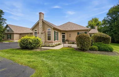 2375 LOCUST HILL BLVD, BEAVERCREEK, OH, ..., Beavercreek, OH 45431