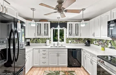 542 CHARLEMAGNE BLVD, NAPLES, FL, 34112, Naples, FL 34112