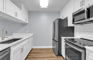 31 PLANTATION DR 205, VERO BEACH, FL, 32..., Vero Beach, FL 32966