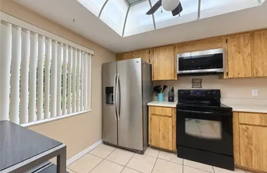 11610 CARAVEL CIR 102, FORT MYERS, FL, 3..., Fort Myers, FL 33908