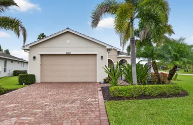 9907 SW TRUMPET TREE CIR, PORT ST LUCIE,..., Port St Lucie, FL 34987