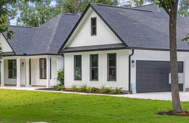 4806 N KINGS HWY, MYRTLE BEACH, SC, 2957..., Myrtle Beach, SC 29577