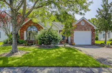 19 HAMPTON DR, MARLBORO, NJ, 07746, Marlboro, NJ 07746