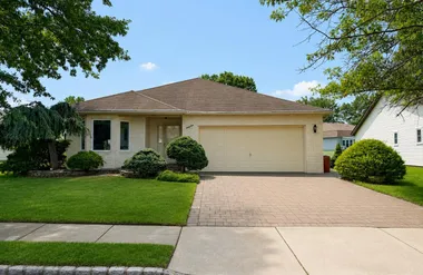 61 PEASLEY DR, MARLBORO, NJ, 07746, Marlboro, NJ 07746