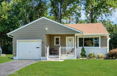 27 HARE BELL HOLW HOLW, TOMS RIVER, NJ, ..., Toms River, NJ 08755