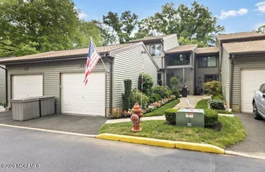 38 BERKSHIRE CT, RED BANK, NJ, 07701, Red Bank, NJ 07701