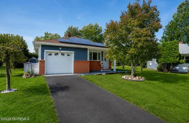 8 FORT DEFRANCE AVE, TOMS RIVER, NJ, 087..., Toms River, NJ 08757