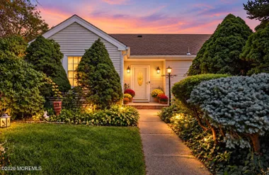 36-A DAG HAMMARSKJOLD BLVD A, FREEHOLD, ..., Freehold, NJ 07728