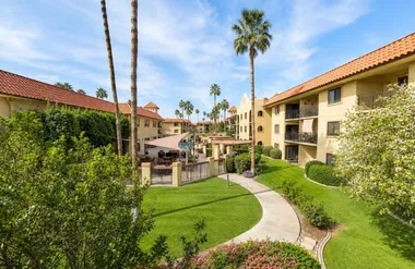 10330 W THUNDERBIRD BLVD C202, SUN CITY,..., Sun City, AZ 85351