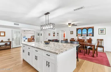 13812 N WHISPERING LAKE DR, SUN CITY, AZ..., Sun City, AZ 85351