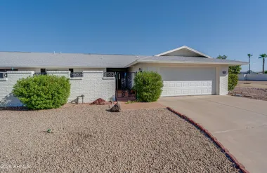 18036 N DESERT GLEN DR, SUN CITY WEST, A..., Sun City West, AZ 85375