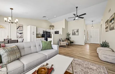 6893 S LAKE FOREST CT, CHANDLER, AZ, 852..., Chandler, AZ 85249