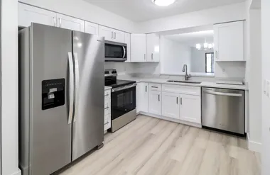 7270 ASHFORD PL 106, DELRAY BEACH, FL, 3..., Delray Beach, FL 33446