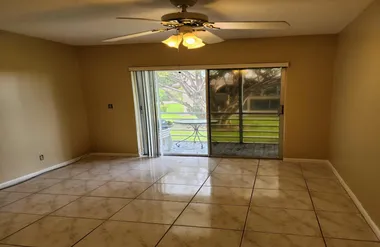 239 COVENTRY J J, WEST PALM BEACH, FL, 3..., West Palm Beach, FL 33417