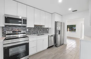 370 S GOLF BLVD, POMPANO BEACH, FL, 3306..., Pompano Beach, FL 33064