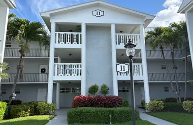 11 COLONIAL CLUB DR 105, BOYNTON BEACH, ..., Boynton Beach, FL 33435