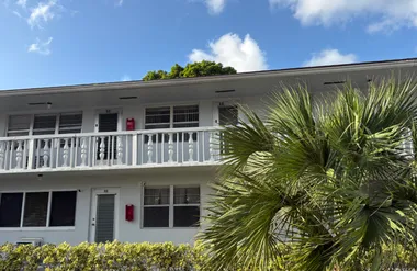 64 SUSSEX C C, WEST PALM BEACH, FL, 3341..., West Palm Beach, FL 33417