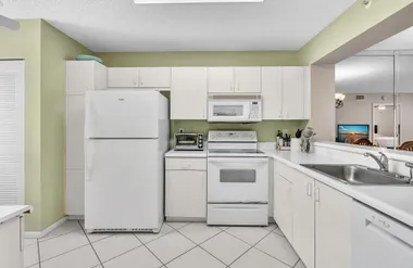9537 WELDON CIR I213, TAMARAC, FL, 33321, Tamarac, FL 33321