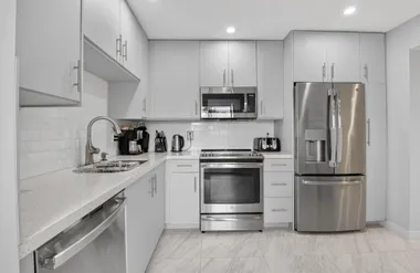 7563 GLENDEVON LN 1306, DELRAY BEACH, FL..., Delray Beach, FL 33446