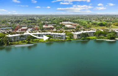 126 SOUTHAMPTON B B, WEST PALM BEACH, FL..., West Palm Beach, FL 33417