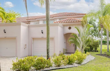 8050 ABERDEEN DR 202, BOYNTON BEACH, FL,..., Boynton Beach, FL 33472