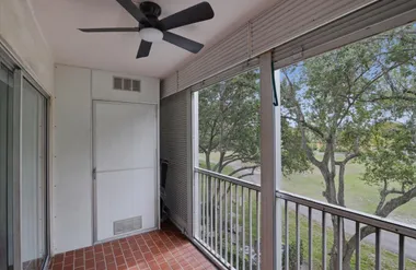 700 SW 128TH AVE 310C, PEMBROKE PINES, F..., Pembroke Pines, FL 33027
