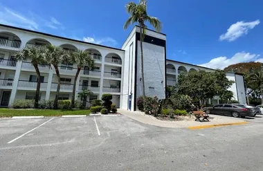 4602 MARTINIQUE WAY F1, COCONUT CREEK, F..., Coconut Creek, FL 33066