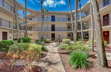 5370 LAS VERDES CIR 324, DELRAY BEACH, F..., Delray Beach, FL 33484