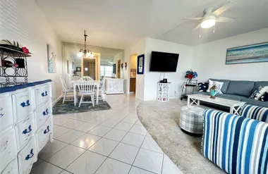 131 OAKRIDGE J 131, DEERFIELD BEACH, FL,..., Deerfield Beach, FL 33442