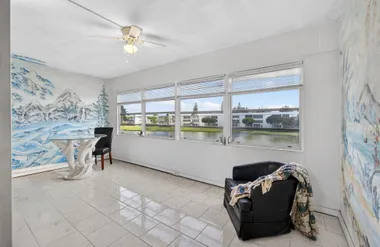 348 WELLINGTON H H, WEST PALM BEACH, FL,..., West Palm Beach, FL 33417