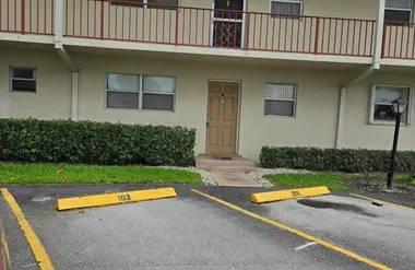 103 OXFORD 400 400, WEST PALM BEACH, FL,..., West Palm Beach, FL 33417