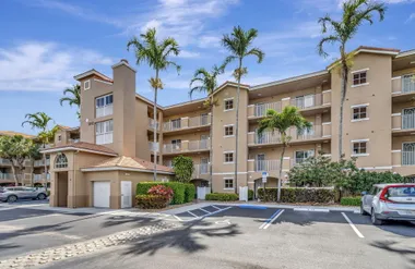 5842 CRYSTAL SHORES DR 105, BOYNTON BEAC..., Boynton Beach, FL 33437