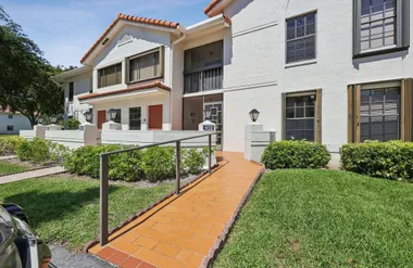 9681 SILLS DR 102, BOYNTON BEACH, FL, 33..., Boynton Beach, FL 33437