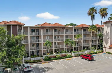 6193 POINTE REGAL CIR 402, DELRAY BEACH,..., Delray Beach, FL 33484