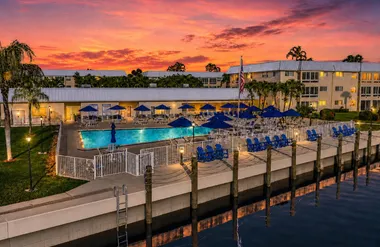 19 COLONIAL CLUB DR 105, BOYNTON BEACH, ..., Boynton Beach, FL 33435