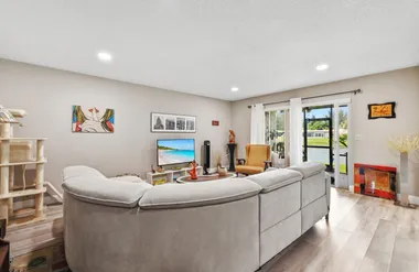 443 GOLDEN RIVER DR, WEST PALM BEACH, FL..., West Palm Beach, FL 33411