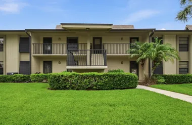 29 PLANTATION DR 202, VERO BEACH, FL, 32..., Vero Beach, FL 32966