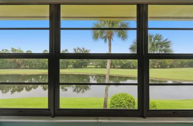 29 PLANTATION DR 202, VERO BEACH, FL, 32..., Vero Beach, FL 32966