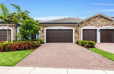 7642 N BLUE SPRING DR, PARKLAND, FL, 330..., Parkland, FL 33067