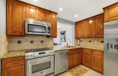 5190 LAS VERDES CIR 108, DELRAY BEACH, F..., Delray Beach, FL 33484