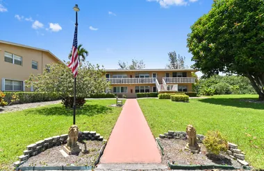 75 CAMDEN DR C, WEST PALM BEACH, FL, 334..., West Palm Beach, FL 33417
